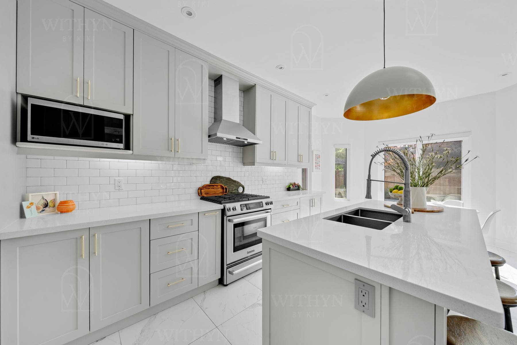 Markham, ON—Residence - kitchen - Interior Design by Kiki Plytas - Withyn Design