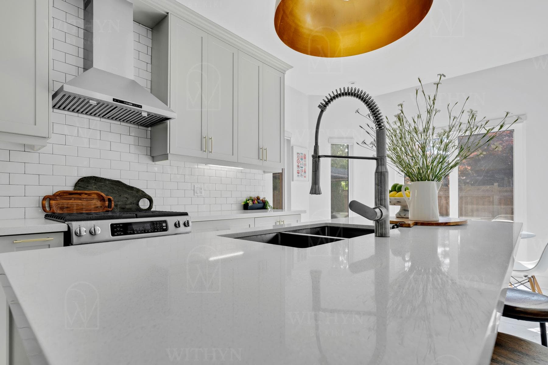 Markham, ON—Residence - kitchen - Interior Design by Kiki Plytas - Withyn Design